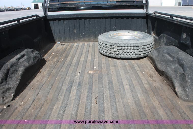 image for item F2935 1999 Dodge Ram 2500 SLT pickup truck