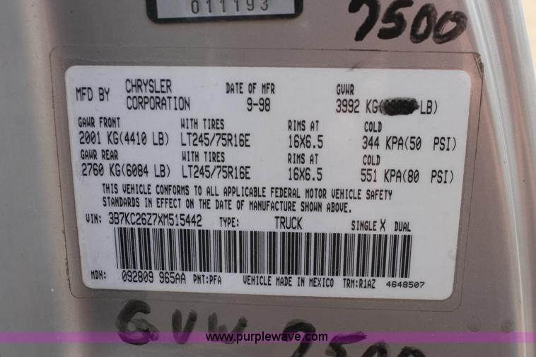 image for item F2935 1999 Dodge Ram 2500 SLT pickup truck