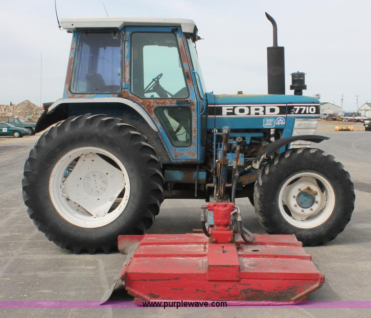 image for item F2943 1991 Ford 7710 MFWD tractor