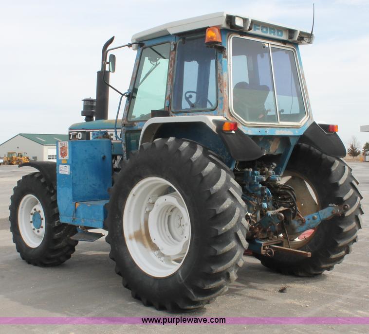 image for item F2943 1991 Ford 7710 MFWD tractor