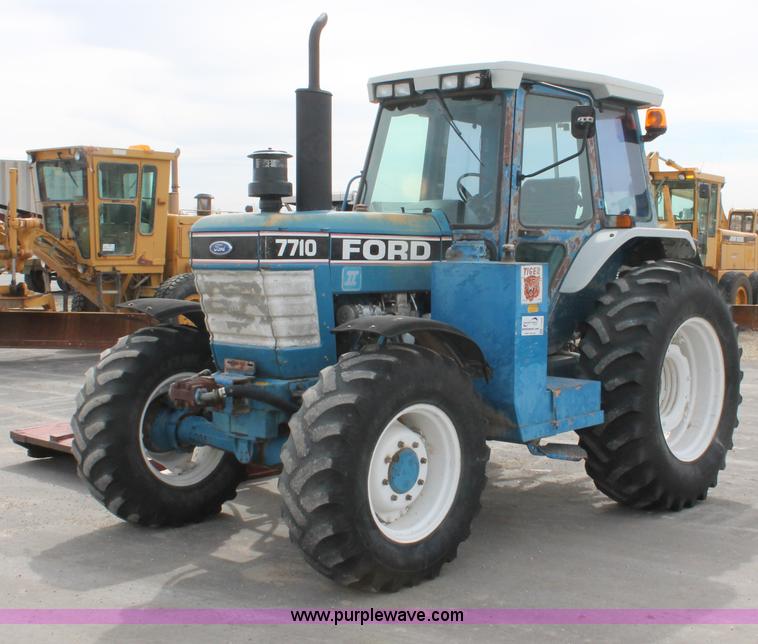 image for item F2943 1991 Ford 7710 MFWD tractor