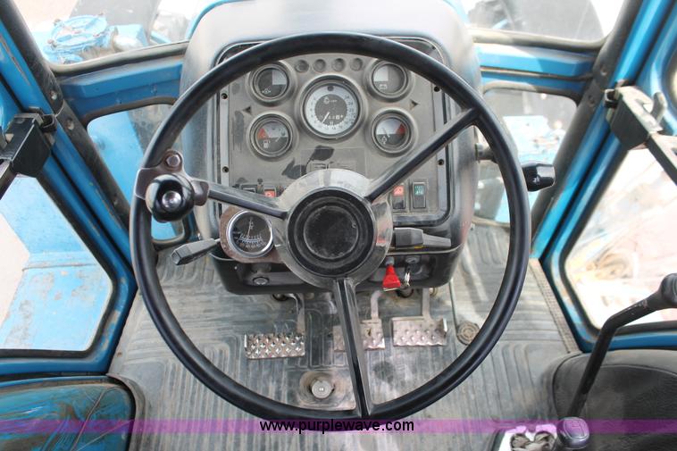 image for item F2943 1991 Ford 7710 MFWD tractor