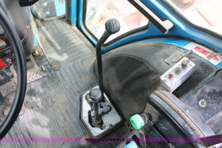 image for item F2943 1991 Ford 7710 MFWD tractor