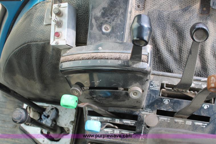 image for item F2943 1991 Ford 7710 MFWD tractor