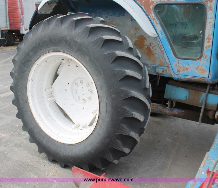 image for item F2943 1991 Ford 7710 MFWD tractor