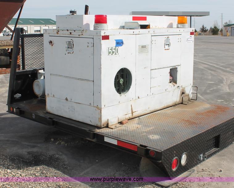 image for item F2948 Flatbed with high pressure air system