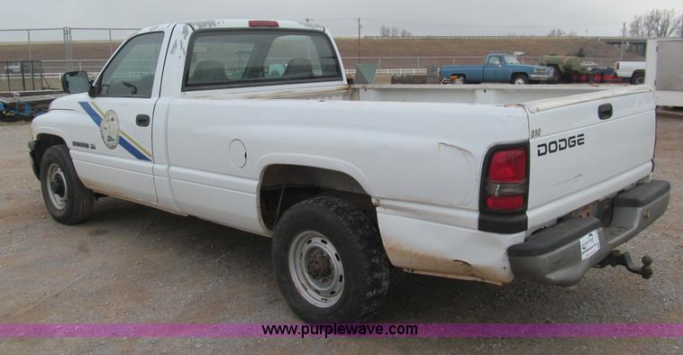 image for item F3122 1996 Dodge Ram 2500 pickup truck