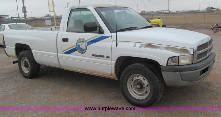 image for item F3122 1996 Dodge Ram 2500 pickup truck