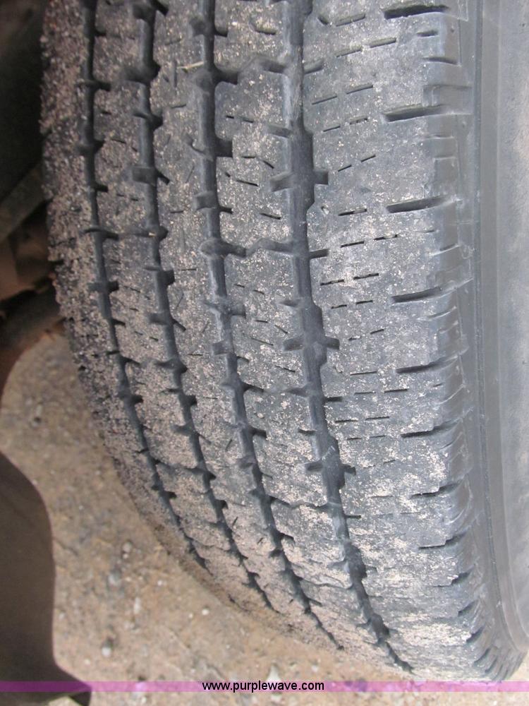 image for item F3122 1996 Dodge Ram 2500 pickup truck