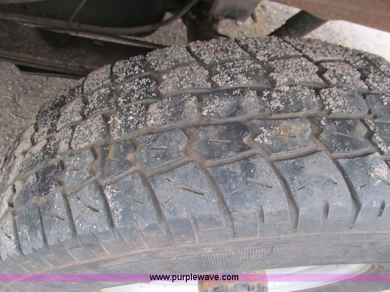 image for item F3122 1996 Dodge Ram 2500 pickup truck