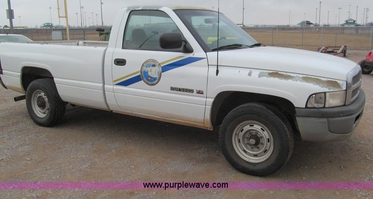 image for item F3122 1996 Dodge Ram 2500 pickup truck