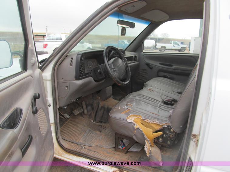 image for item F3122 1996 Dodge Ram 2500 pickup truck
