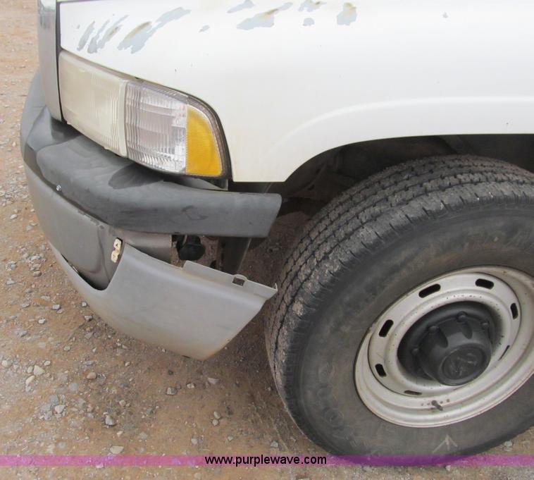 image for item F3122 1996 Dodge Ram 2500 pickup truck