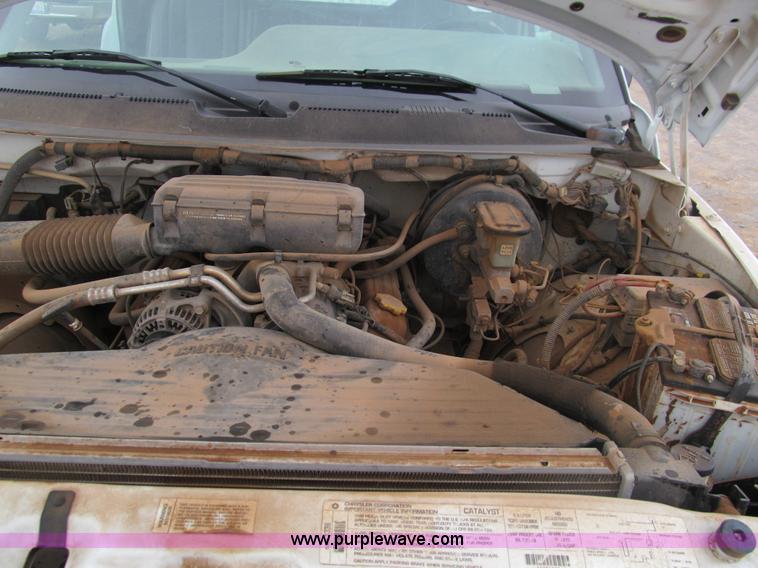 image for item F3122 1996 Dodge Ram 2500 pickup truck