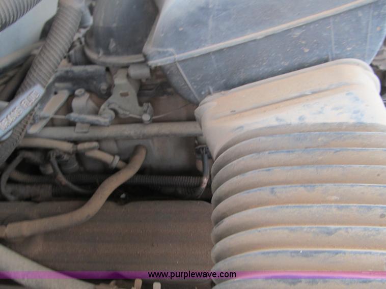 image for item F3122 1996 Dodge Ram 2500 pickup truck