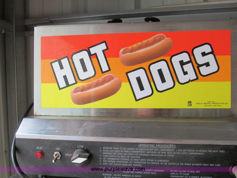 image for item F3125 Assorted restaurant equipment