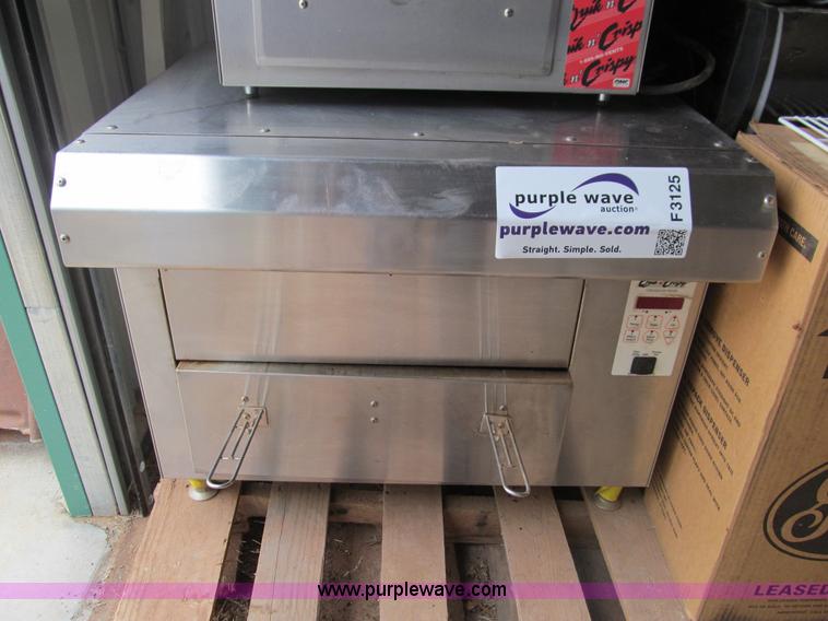 image for item F3125 Assorted restaurant equipment