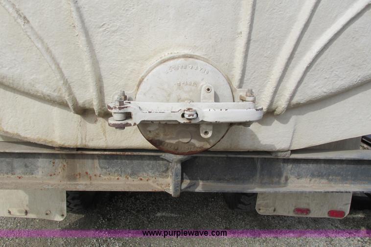 image for item F8603 1981 GMC 7000 water truck