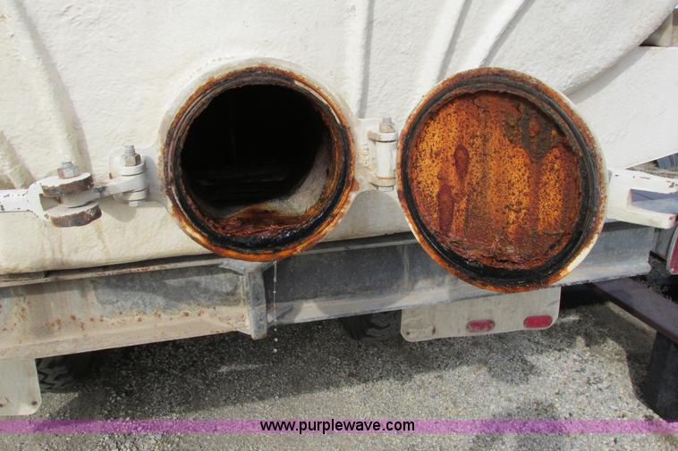 image for item F8603 1981 GMC 7000 water truck