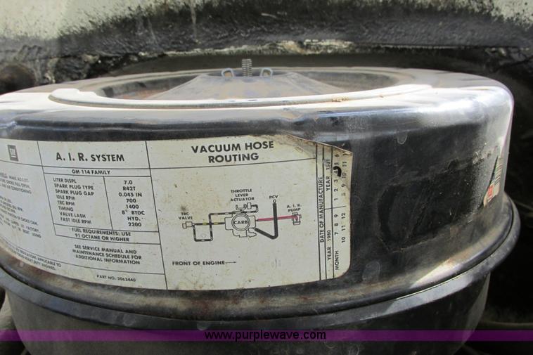 image for item F8603 1981 GMC 7000 water truck