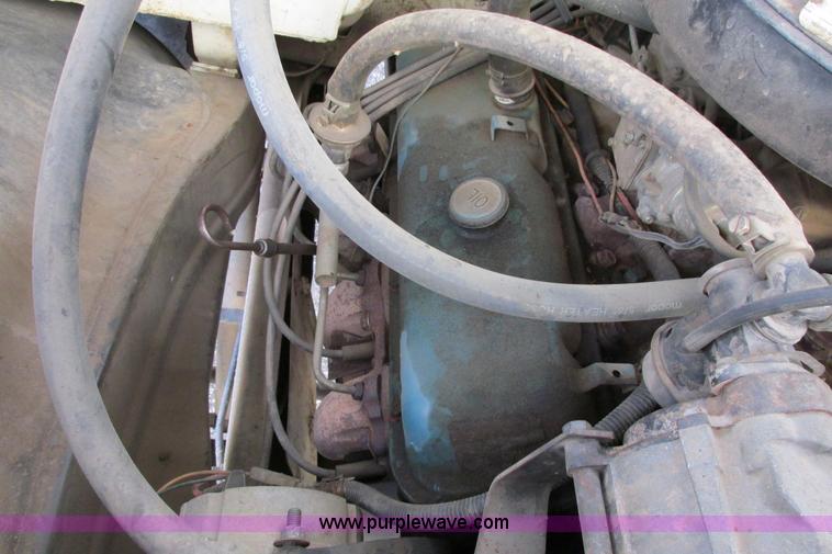 image for item F8603 1981 GMC 7000 water truck