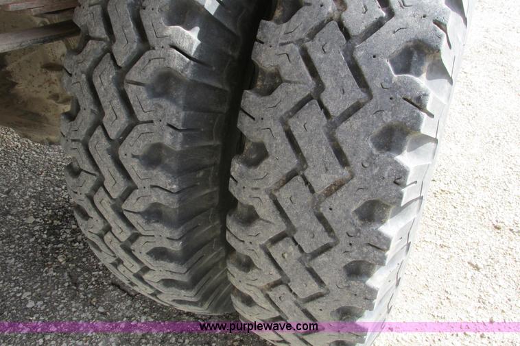 image for item F8603 1981 GMC 7000 water truck