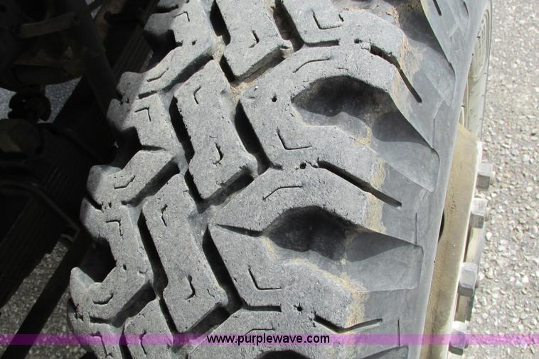 image for item F8603 1981 GMC 7000 water truck