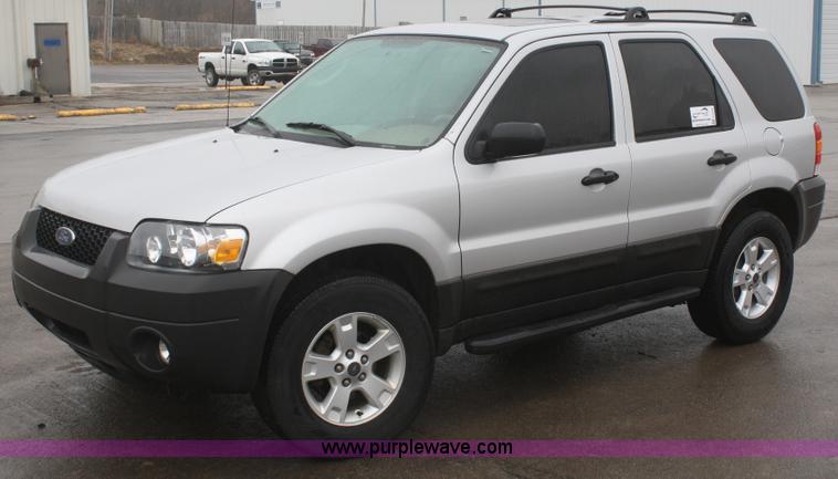 image for item G5268 2007 Ford Escape XLT
