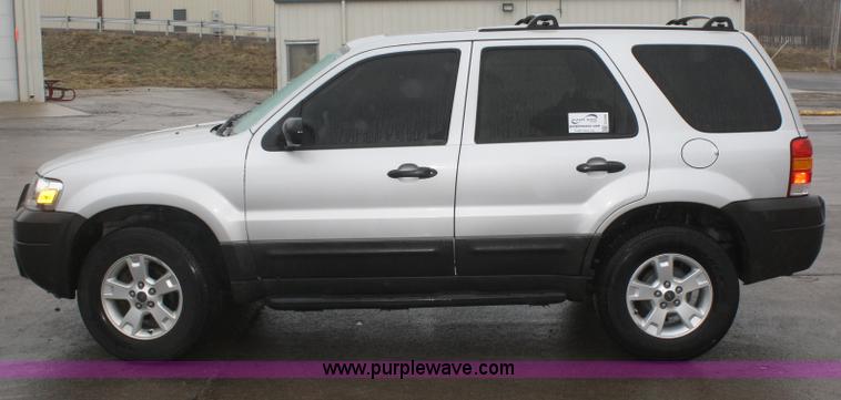 image for item G5268 2007 Ford Escape XLT