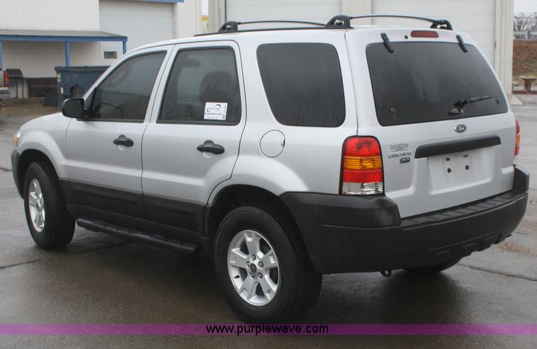 image for item G5268 2007 Ford Escape XLT