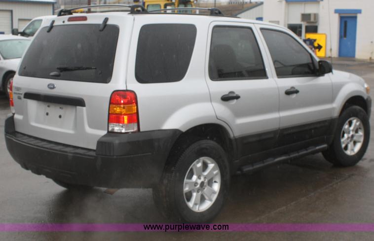 image for item G5268 2007 Ford Escape XLT