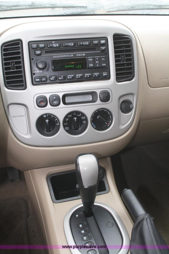 image for item G5268 2007 Ford Escape XLT