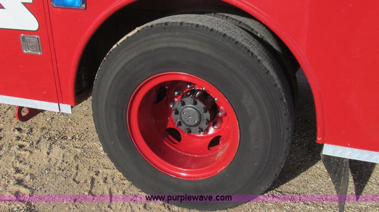 image for item G5639 1977 Seagrave SR-20788 firetruck