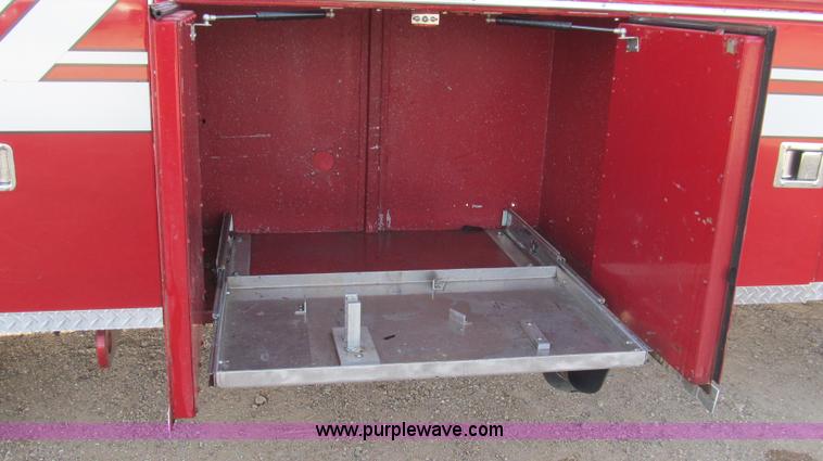 image for item G5639 1977 Seagrave SR-20788 firetruck