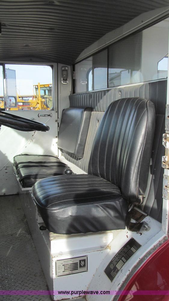 image for item G5639 1977 Seagrave SR-20788 firetruck