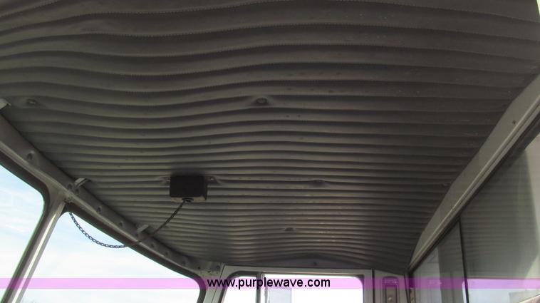 image for item G5639 1977 Seagrave SR-20788 firetruck