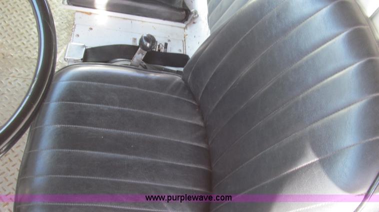 image for item G5639 1977 Seagrave SR-20788 firetruck