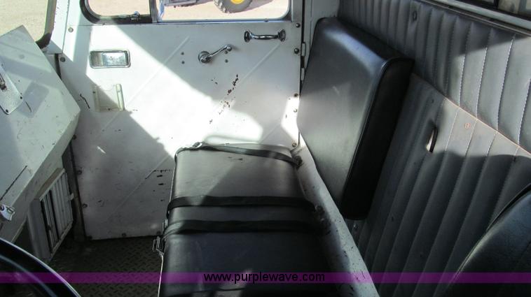 image for item G5639 1977 Seagrave SR-20788 firetruck