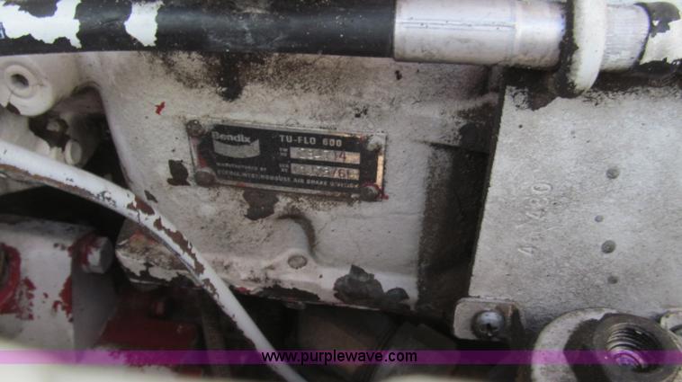 image for item G5639 1977 Seagrave SR-20788 firetruck