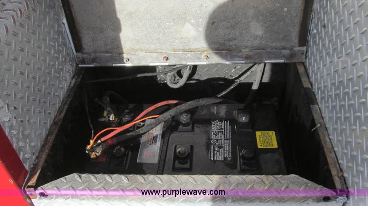 image for item G5639 1977 Seagrave SR-20788 firetruck