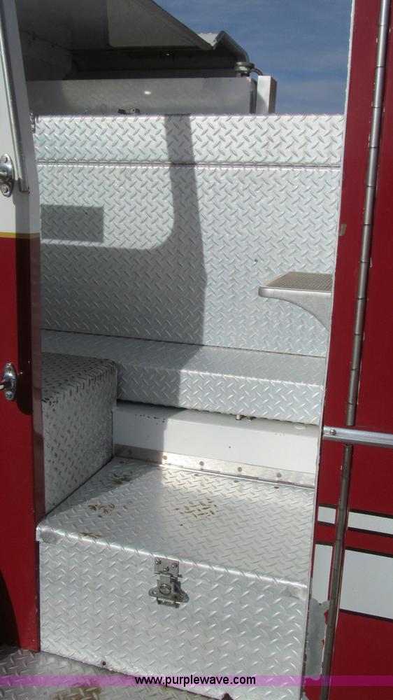 image for item G5639 1977 Seagrave SR-20788 firetruck