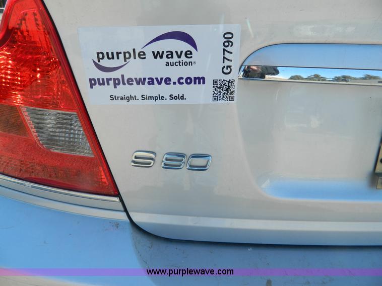image for item G7790 2004 Volvo S80