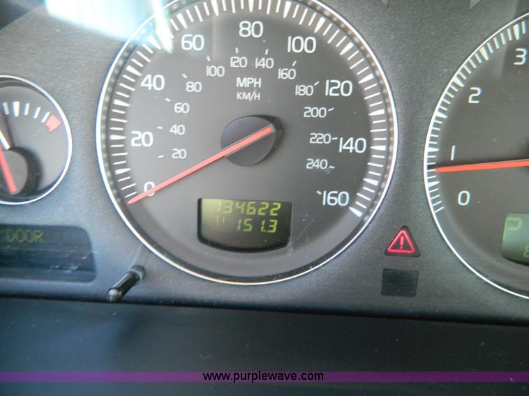 image for item G7790 2004 Volvo S80