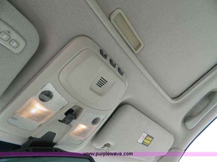 image for item G7790 2004 Volvo S80