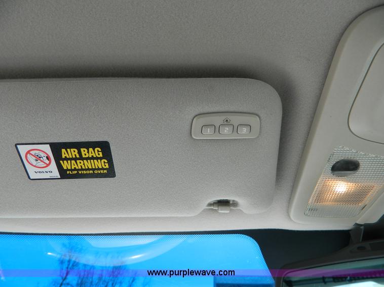 image for item G7790 2004 Volvo S80