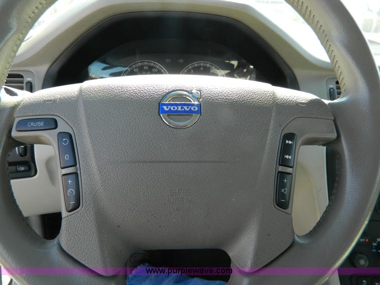 image for item G7790 2004 Volvo S80