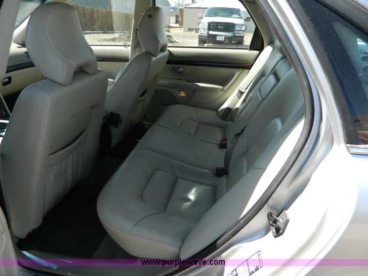 image for item G7790 2004 Volvo S80