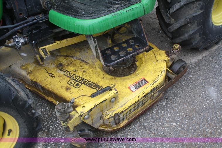 image for item V9663 1999 John Deere 4200 garden tractor