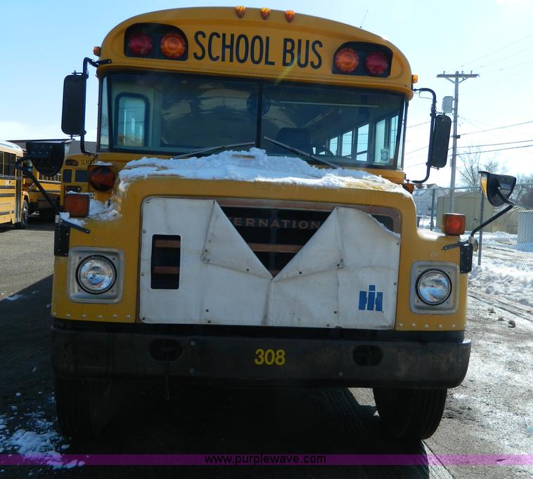 image for item W9216 1986 International Blue Bird bus