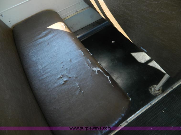 image for item W9216 1986 International Blue Bird bus